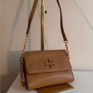 Tory Burch Wallet on Chain with matching card holder